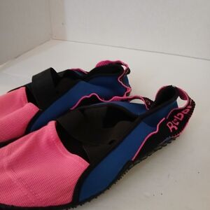 Reebok Women's Pink and Blue Shoes